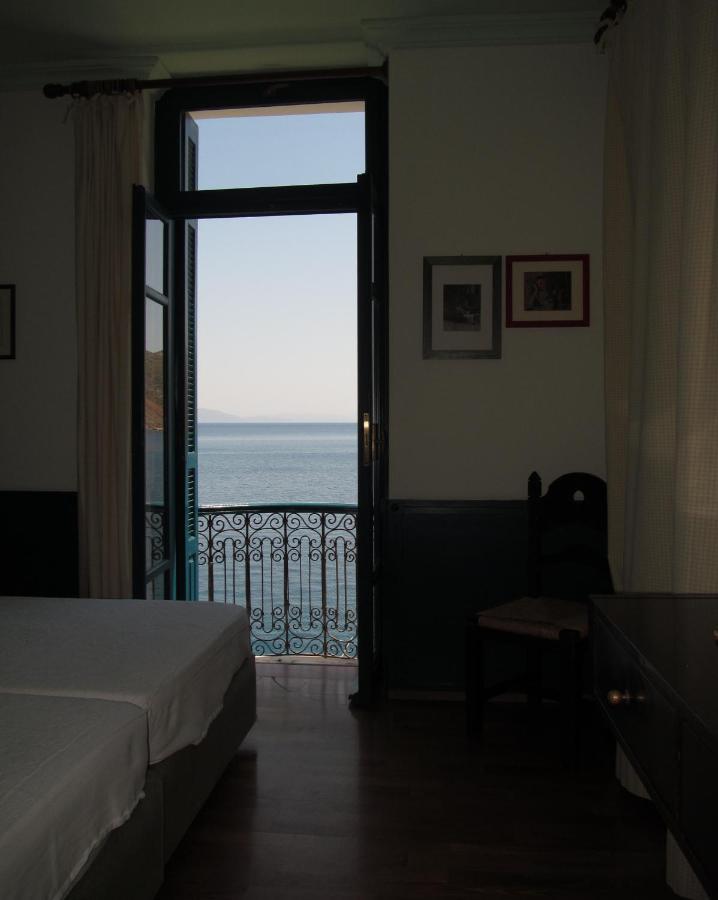 Hotel Aliki Sými Luaran gambar