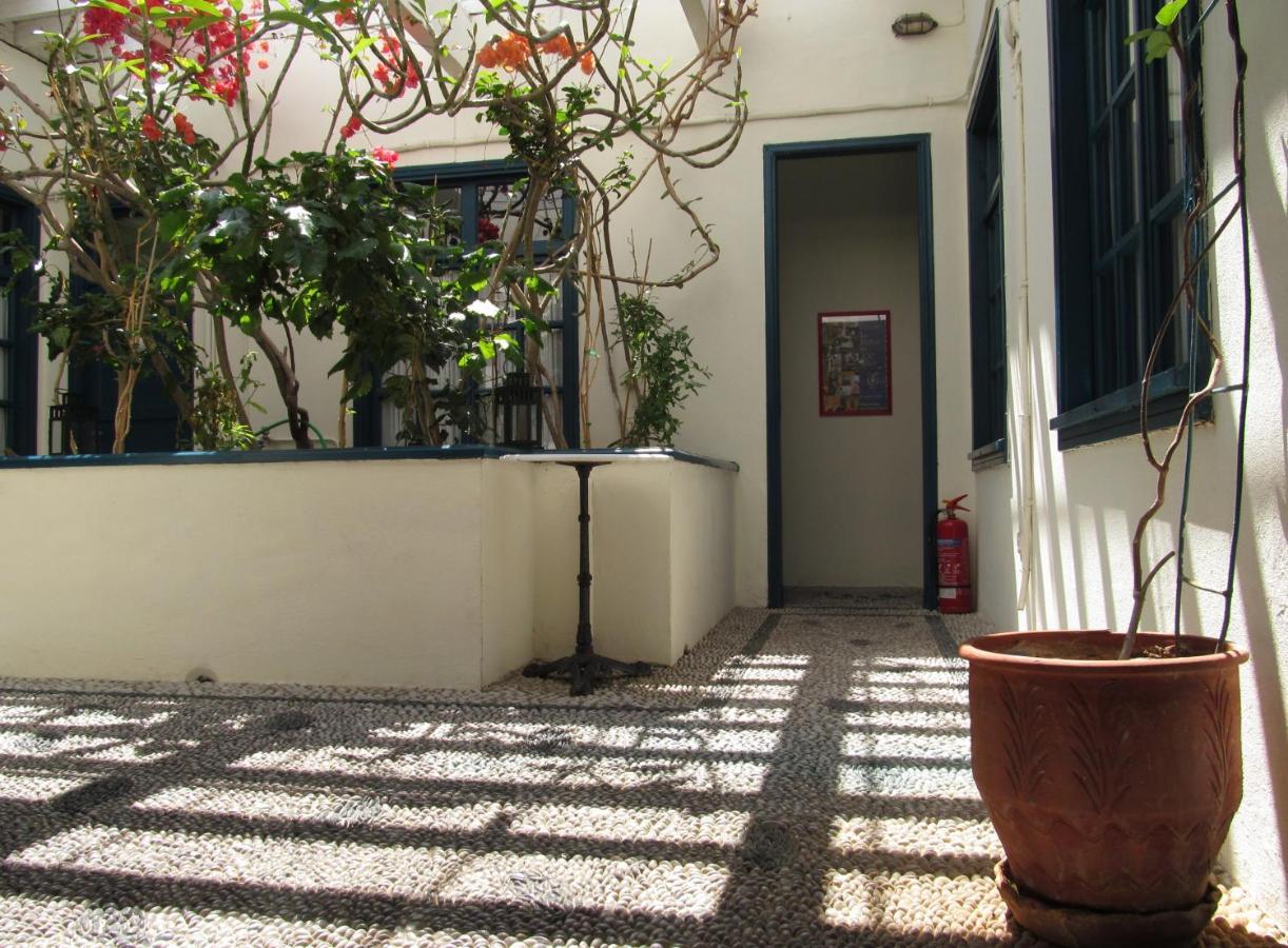 Hotel Aliki Sými Bilik gambar